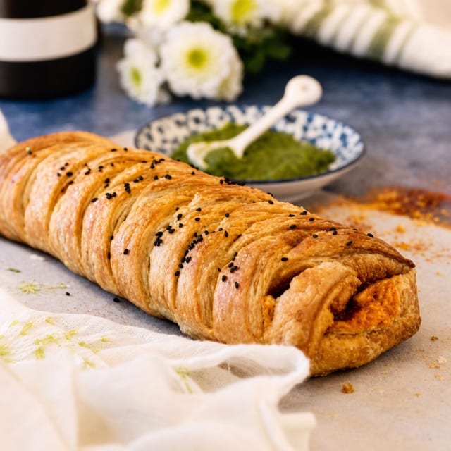 Aloo Mutter Puffs (2) - Vegan.
