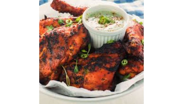 Chicken Platter - Chicken pakora (6) Chicken 65 (6) Chicken samosa (1)