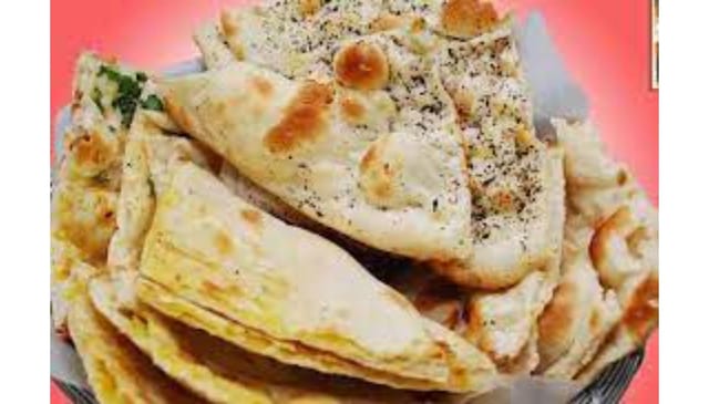 Naan Platter- (Garlic, Onion, Butter, Paneer, Aloo, Methi)