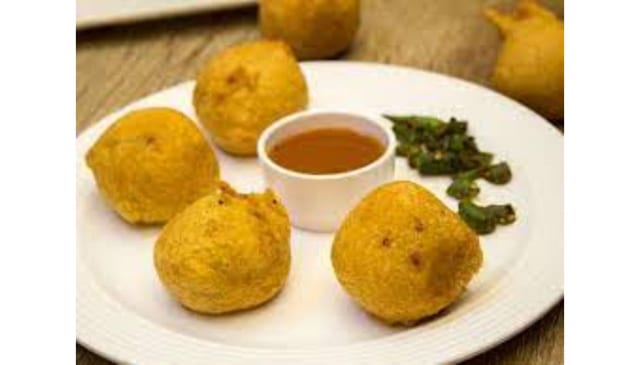 Aloo Bonda (4) - Vegan