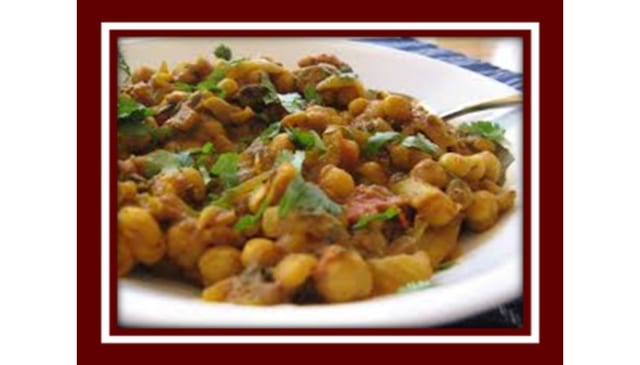 Chana Masala – Spiced Chickpeas in Tangy Tomato Gravy – Vegan, Gluten Free