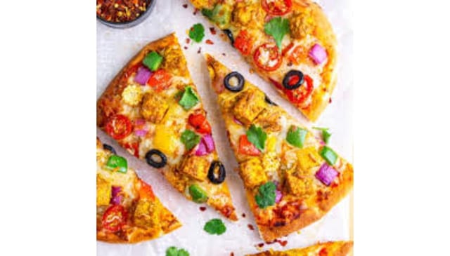 Tandoor Paneer Pizza
