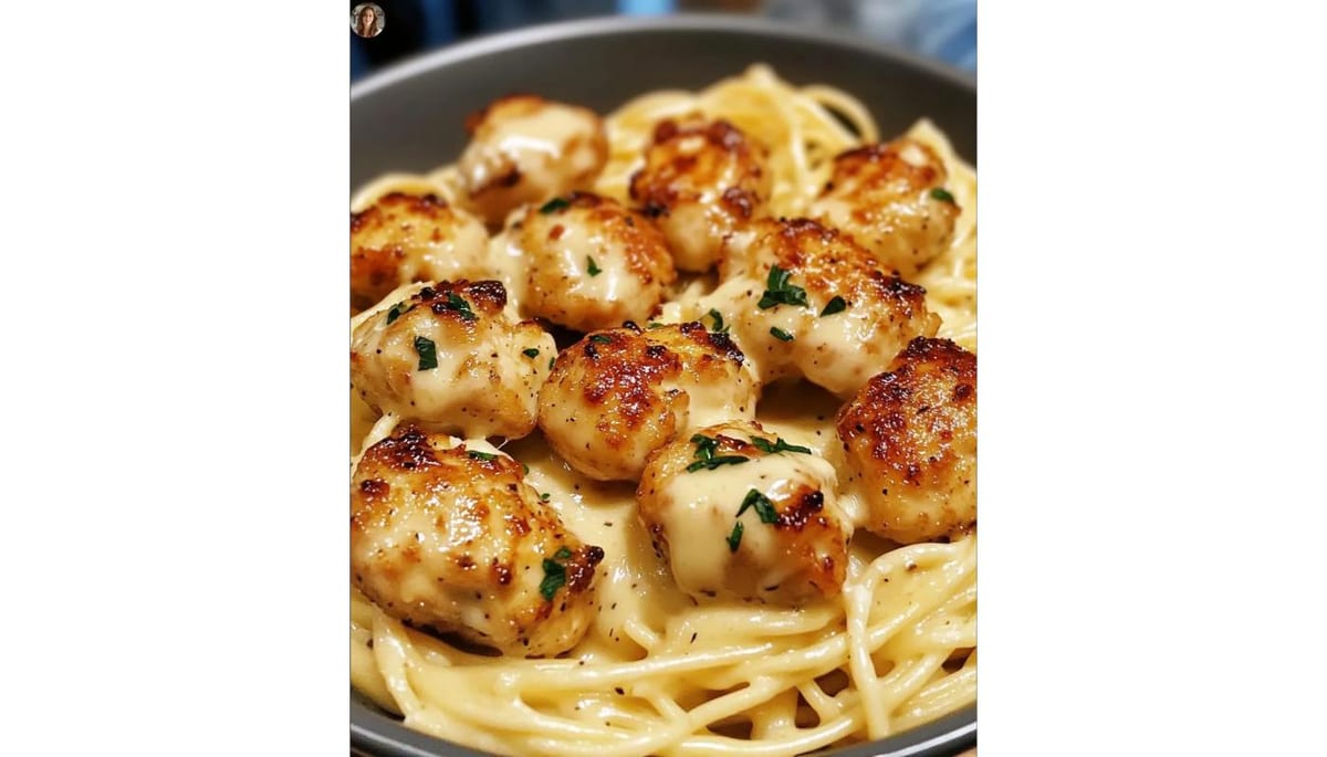 Garlic Chicken Bites with Creamy Parmesan Pasta
