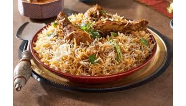 Hyedrabad Dum Chicken Biryani (Halal) - Non Vegan