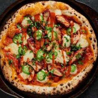 Chilli Chicken Pizza 