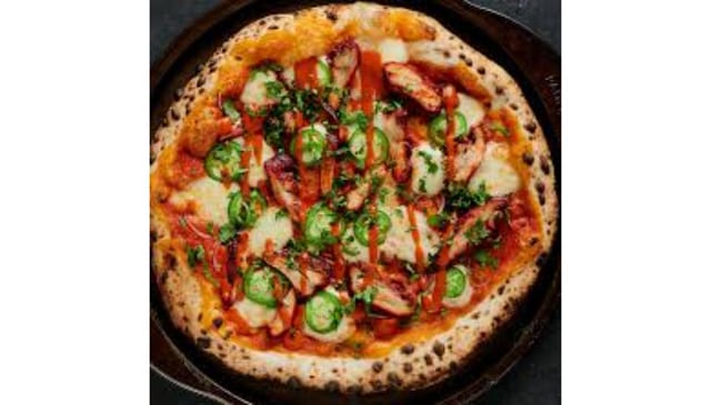 Chilli Chicken Pizza
