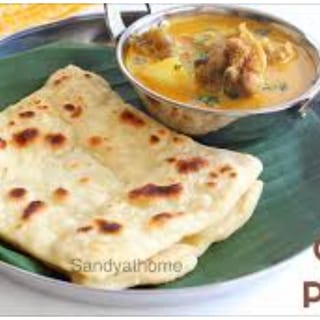 Ceylon Paratha w/ Chicken curry - Non Vegan